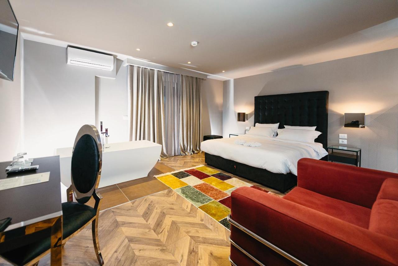 Hotel Egnatia Bërxull Екстериор снимка