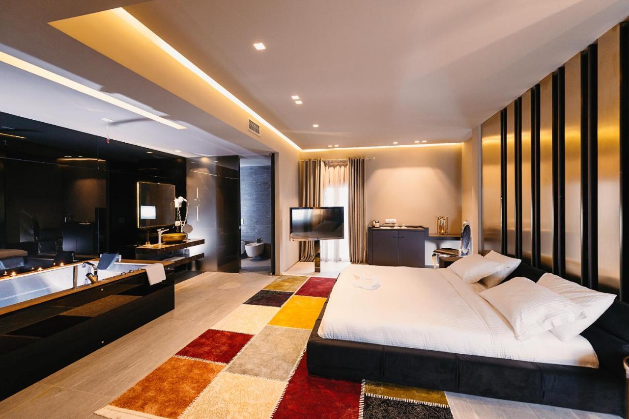 Hotel Egnatia Bërxull Екстериор снимка