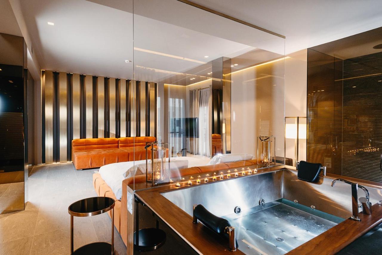 Hotel Egnatia Bërxull Екстериор снимка