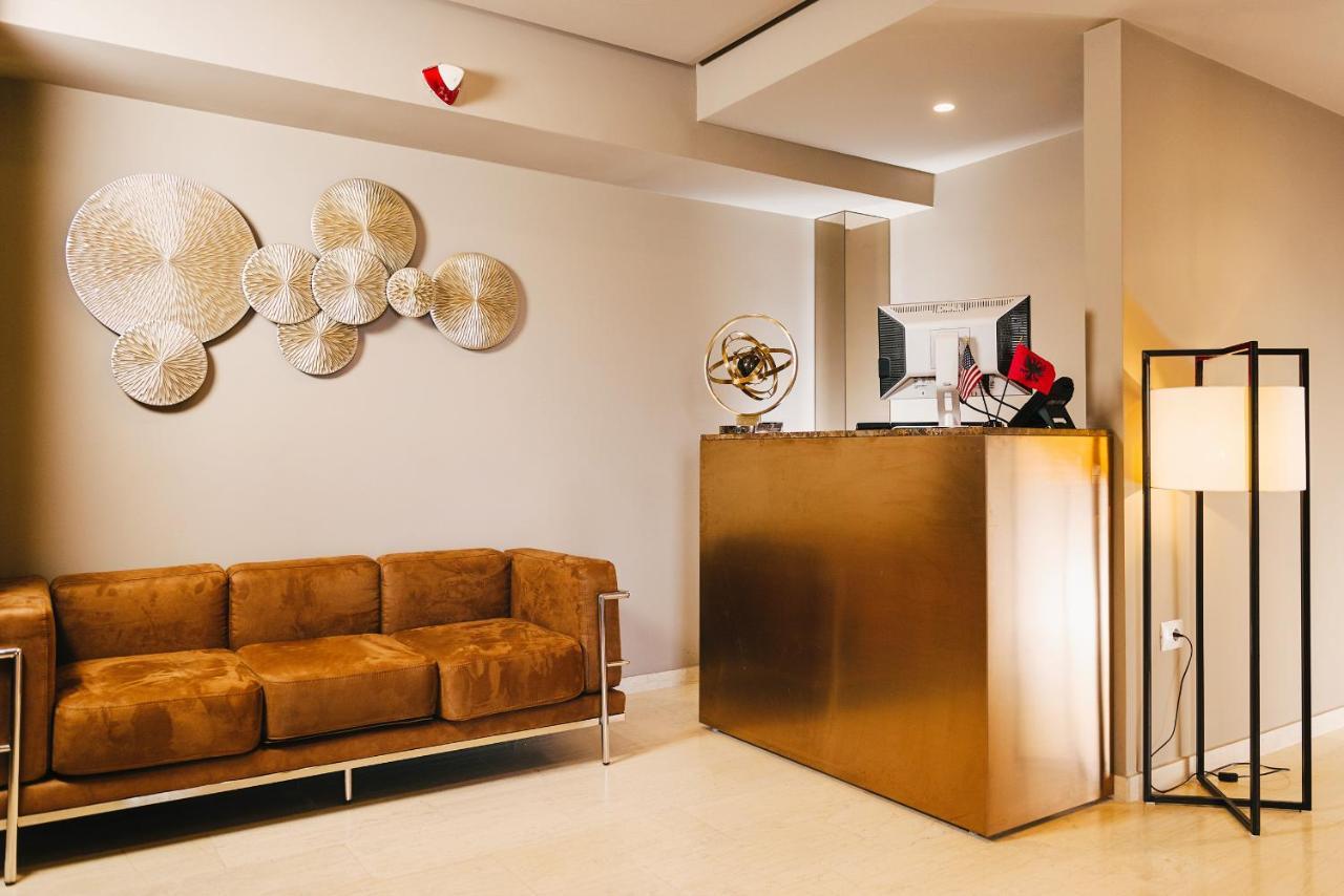 Hotel Egnatia Bërxull Екстериор снимка