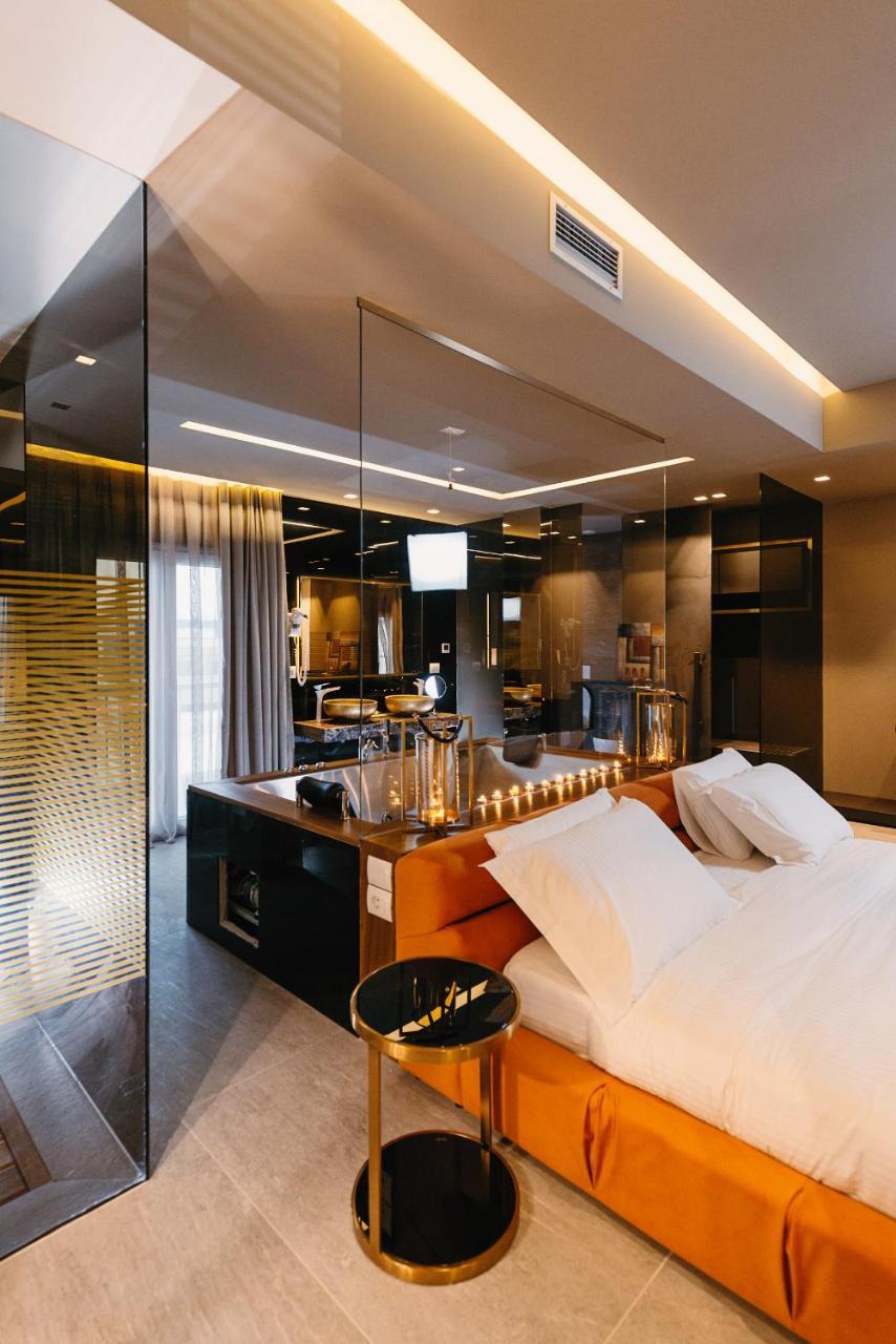 Hotel Egnatia Bërxull Екстериор снимка