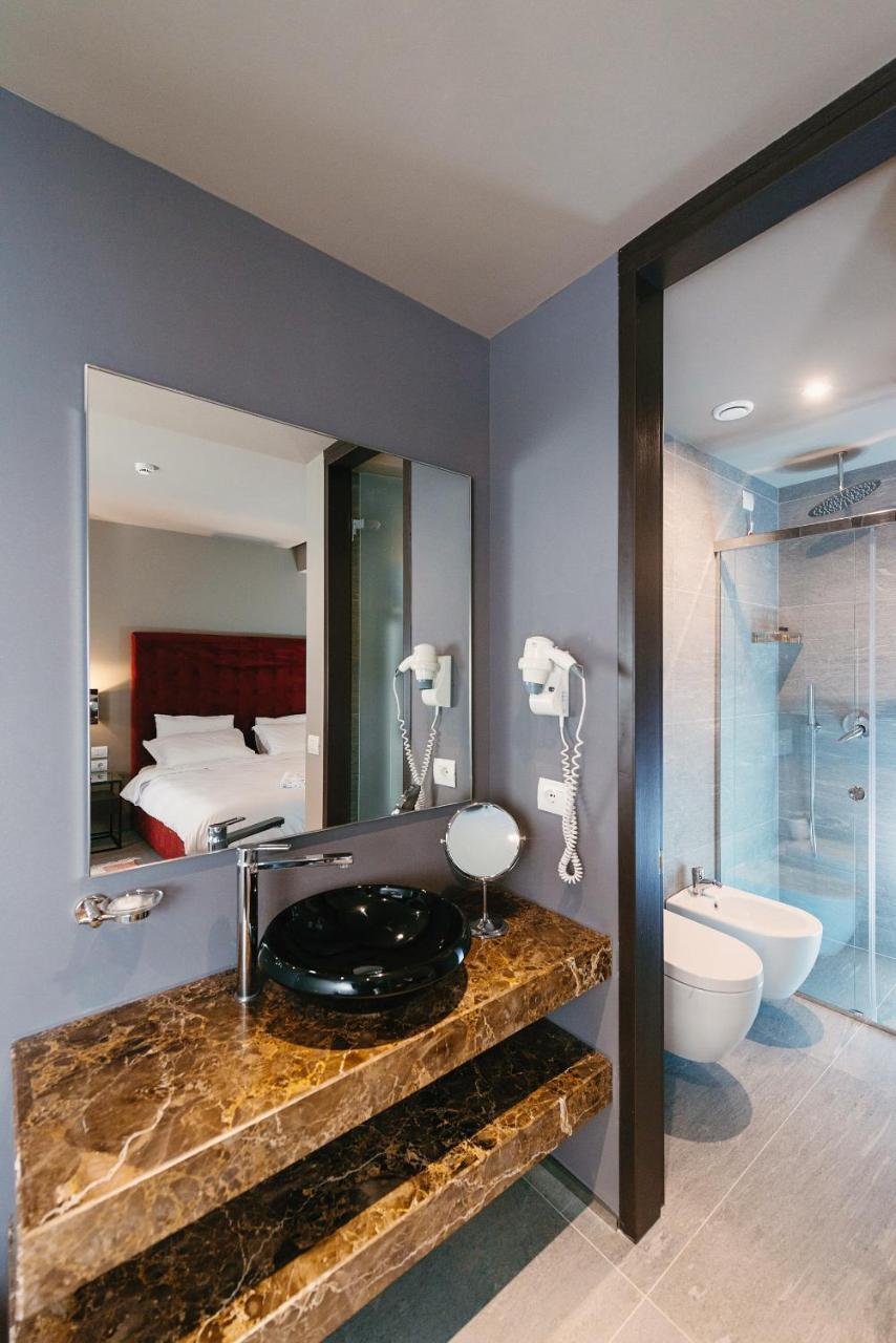 Hotel Egnatia Bërxull Екстериор снимка