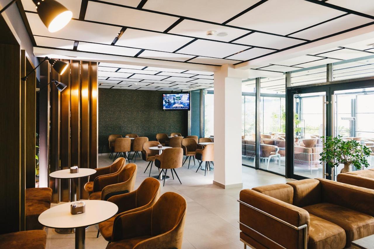 Hotel Egnatia Bërxull Екстериор снимка